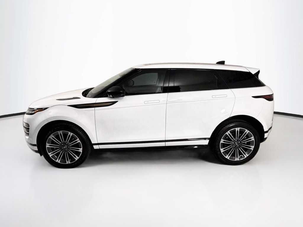 Used 2024 Land Rover Range Rover Evoque Dynamic SE AWD/4WD image 8