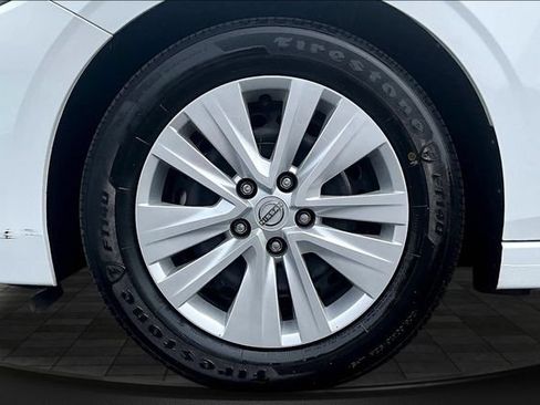 Used 2024 Nissan Sentra S FWD image 30