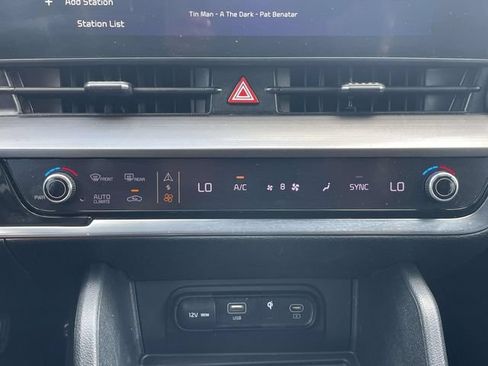 Certified 2023 Kia Sportage EX FWD image 25