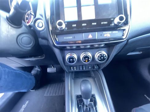 Used 2024 Mitsubishi Outlander Sport SE image 18