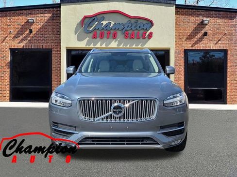 Used 2019 Volvo XC90 T6 Inscription w/ Luxury Package image 7