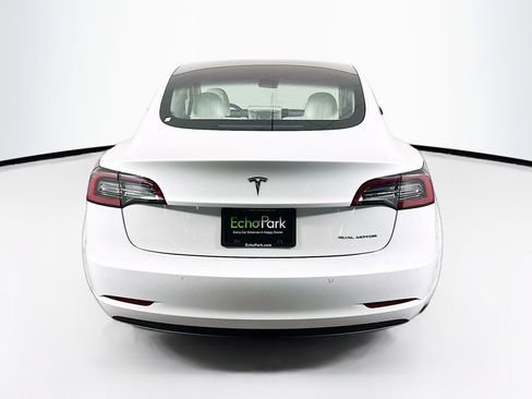 Used 2018 Tesla Model 3 Long Range AWD/4WD image 7