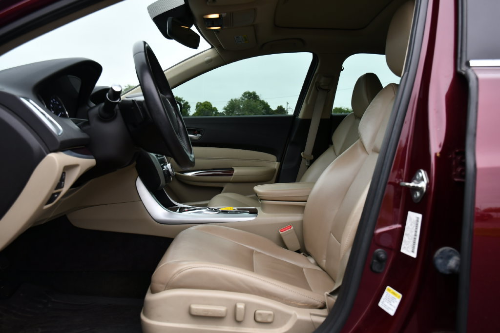 Used 2016 Acura TLX w/ Advance Package FWD image 15
