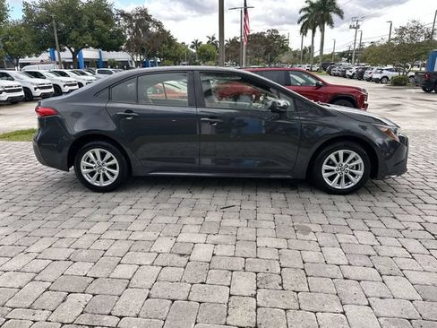 Used 2023 Toyota Corolla LE w/ LE Convenience Package FWD image 14