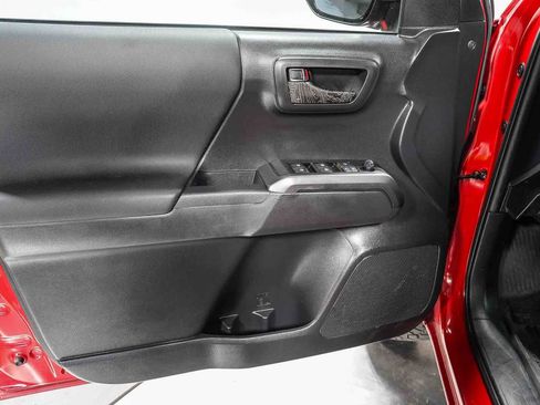Used 2023 Toyota Tacoma TRD Sport w/ Advanced Technology Package AWD/4WD image 21