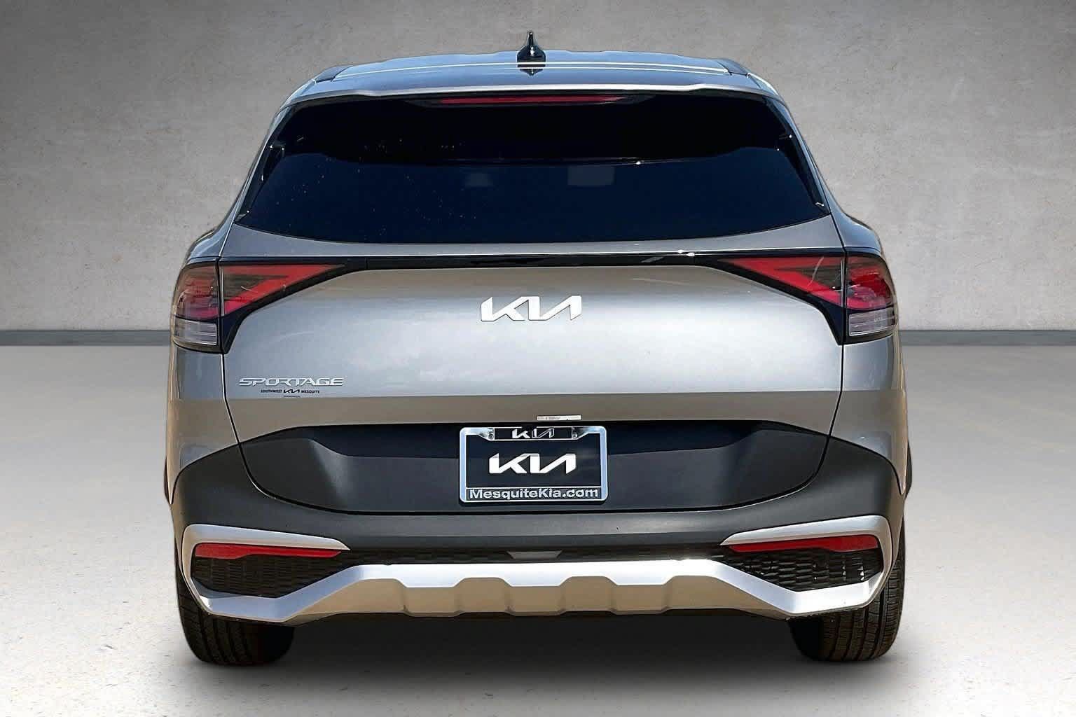 Certified 2024 Kia Sportage EX FWD image 5