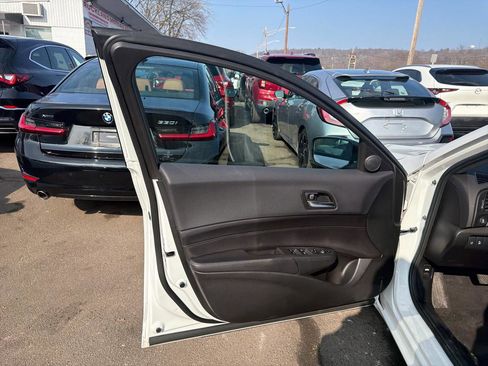 Used 2020 Acura ILX image 18