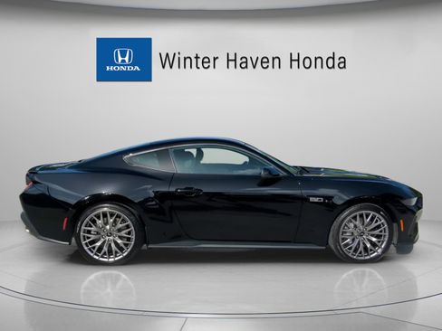 Used 2025 Ford Mustang GT Premium image 32