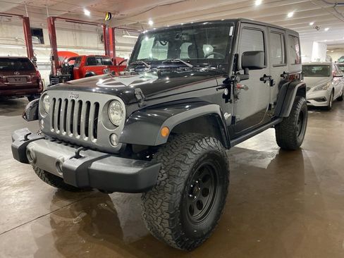Used 2015 Jeep Wrangler Unlimited Sport image 7