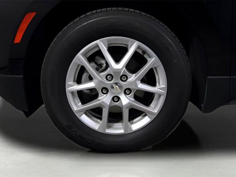 Used 2023 Chevrolet Equinox LT image 14