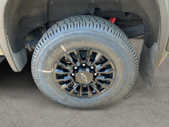 Used 2021 Chevrolet Silverado 2500 LTZ w/ LTZ Plus Package AWD/4WD image 14