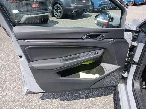 New 2025 Volkswagen GTI SE image 10