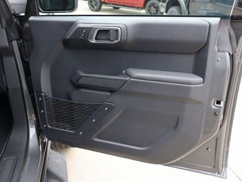 New 2025 Ford Bronco Badlands w/ Sasquatch Package image 14