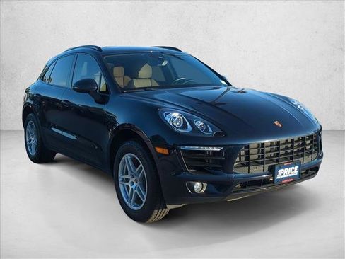 Used 2018 Porsche Macan AWD/4WD image 3