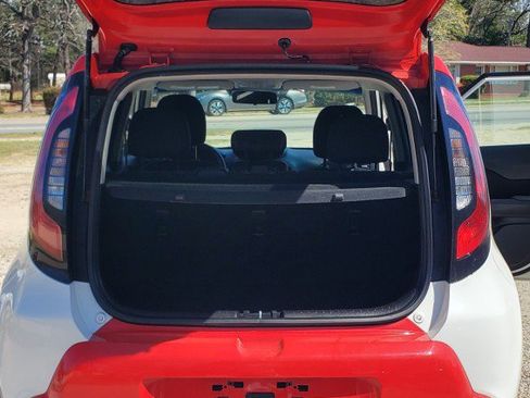 Used 2016 Kia Soul + w/ Designer's Package image 16