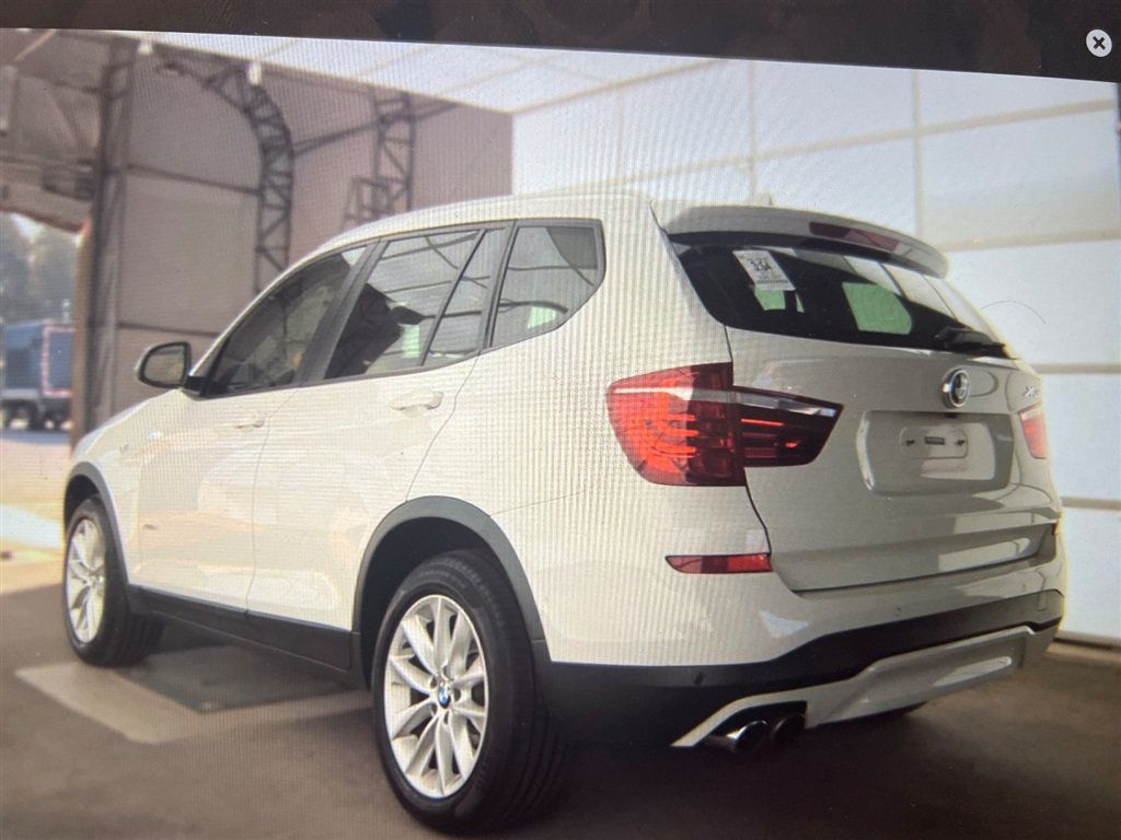Used 2016 BMW X3 xDrive28i AWD/4WD image 3