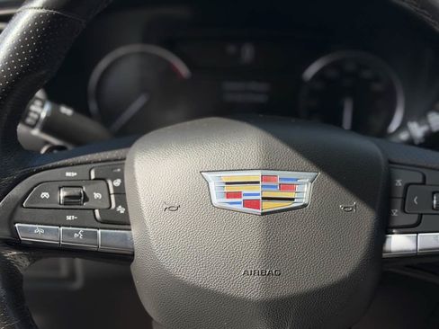 Used 2022 Cadillac XT4 Sport w/ Enhanced Visibility Package AWD/4WD image 15