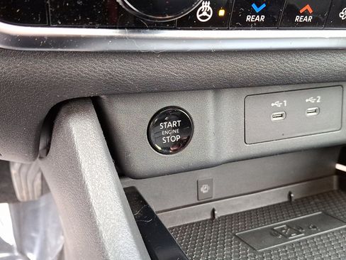 Certified 2025 Nissan Rogue SL w/ Tech Package image 25