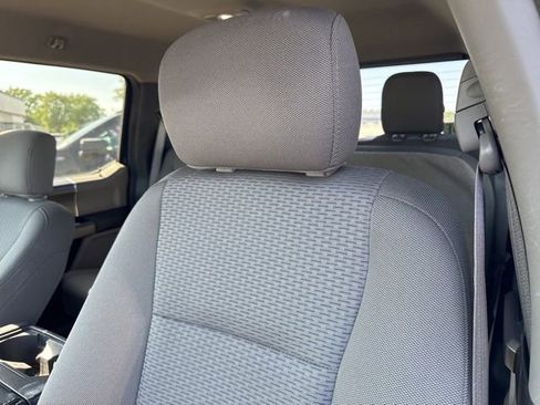 Used 2019 Ford F150 XLT w/ Equipment Group 302A Luxury AWD/4WD image 9