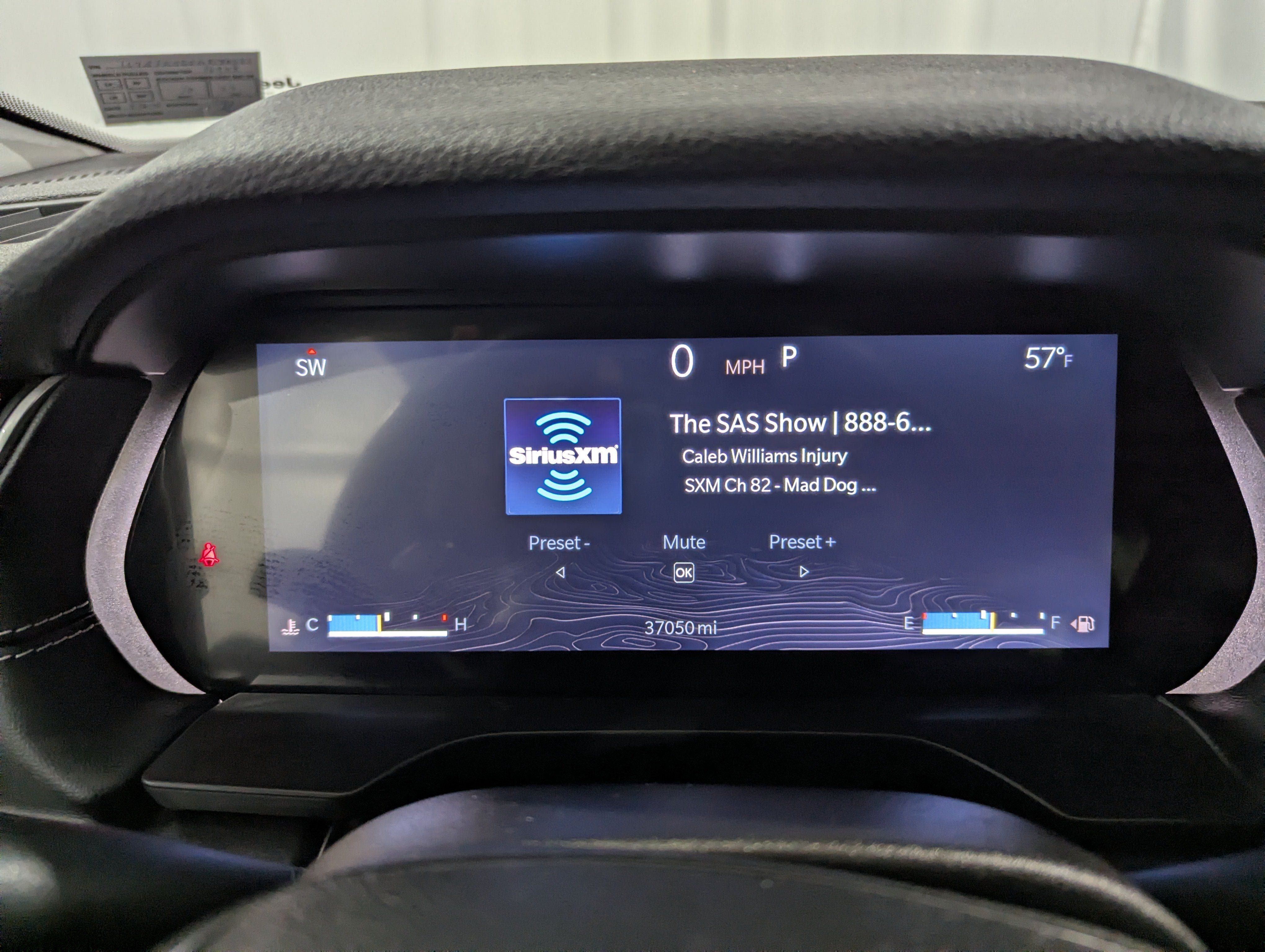 Used 2022 Jeep Grand Cherokee L Laredo w/ Luxury Tech Group I AWD/4WD image 19