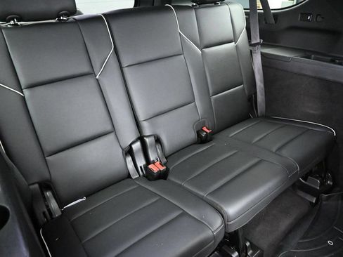 Used 2024 Cadillac Escalade ESV Premium Luxury RWD image 23