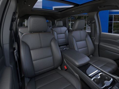 New 2026 Chevrolet Traverse High Country AWD/4WD image 16
