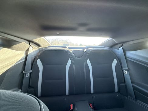 Certified 2018 Chevrolet Camaro LT w/ Technology Package image 28