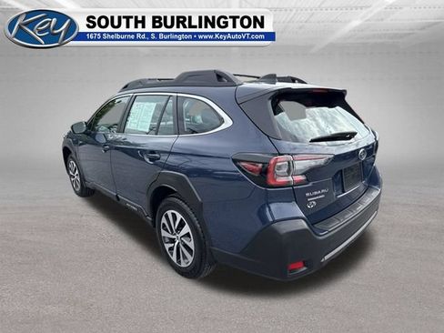 Used 2025 Subaru Outback AWD/4WD image 4