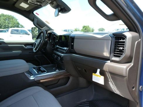 New 2026 Chevrolet Silverado 3500 LT w/ Convenience Package AWD/4WD image 10