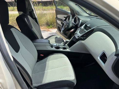 Used 2011 Chevrolet Equinox LS w/ Bluetooth Package image 11