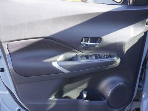 Used 2024 Nissan Kicks SV w/ Exterior Package image 19