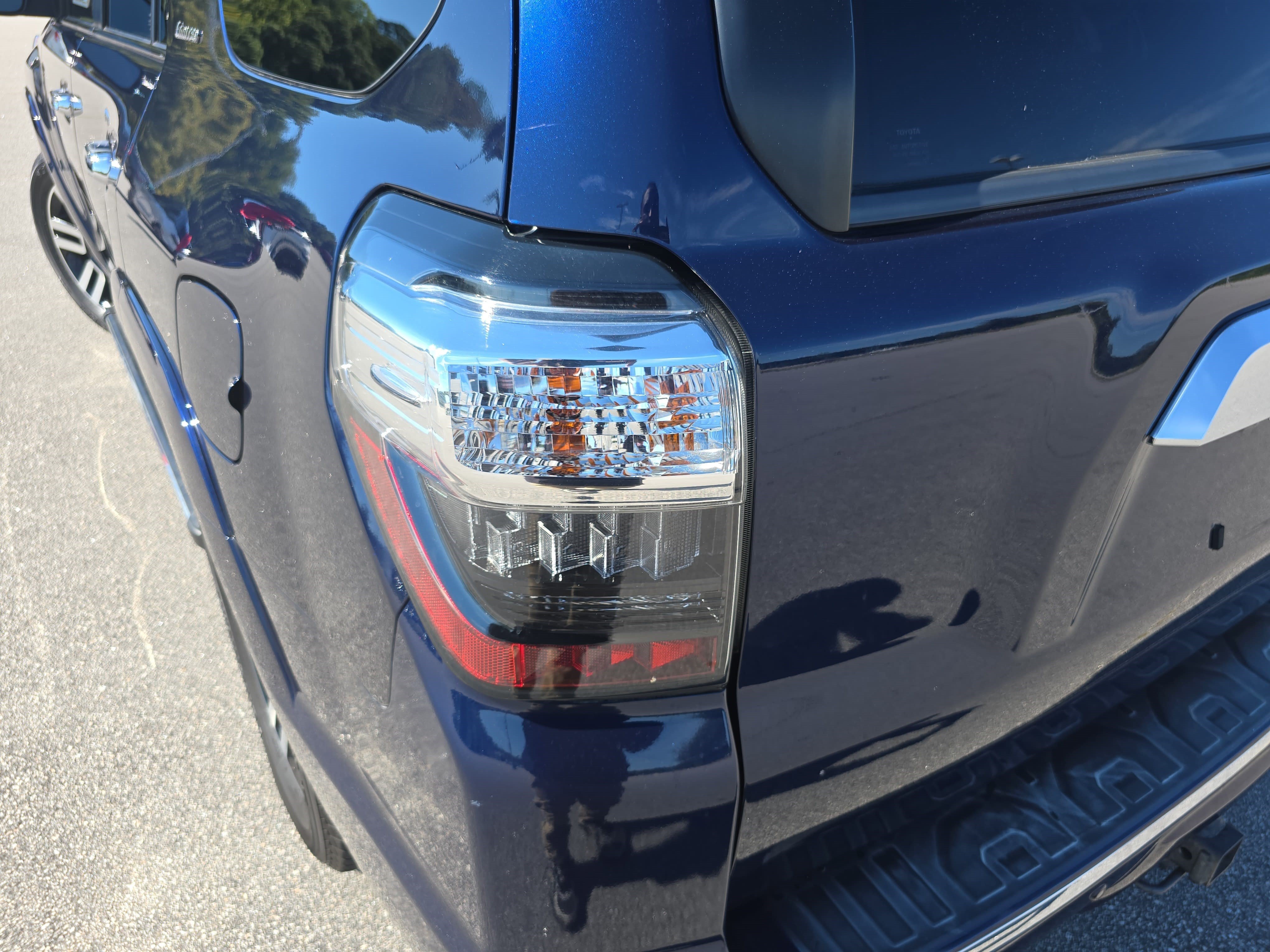 Used 2019 Toyota 4Runner Limited AWD/4WD image 35