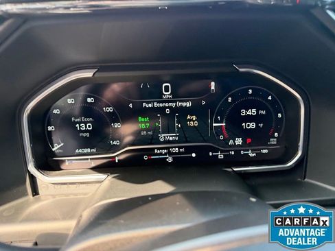 Used 2022 GMC Sierra 1500 AT4 w/ AT4 Premium Package AWD/4WD image 8