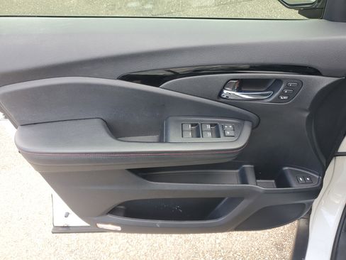 Certified 2021 Honda Pilot Black Edition image 27