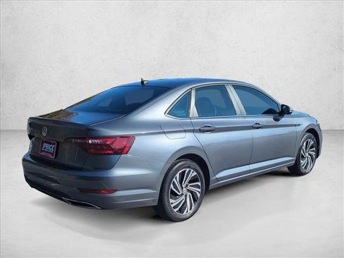 Used 2021 Volkswagen Jetta SEL Premium image 5