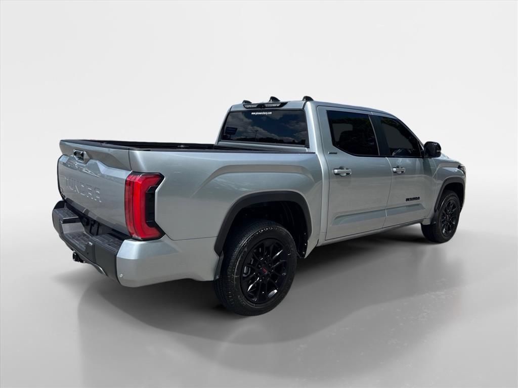 Used 2026 Toyota Tundra Limited AWD/4WD image 5