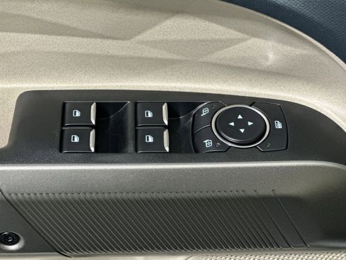 New 2025 Ford Maverick Lariat w/ 4K Tow Package image 16