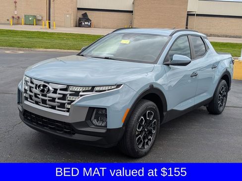 Used 2024 Hyundai Santa Cruz SEL w/ Activity Package AWD/4WD image 3