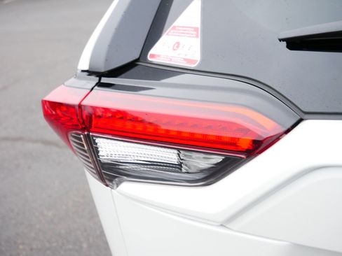 Certified 2025 Toyota RAV4 XLE Premium image 17