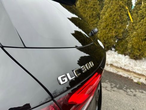 Certified 2025 Mercedes-Benz GLC 300 4MATIC image 12