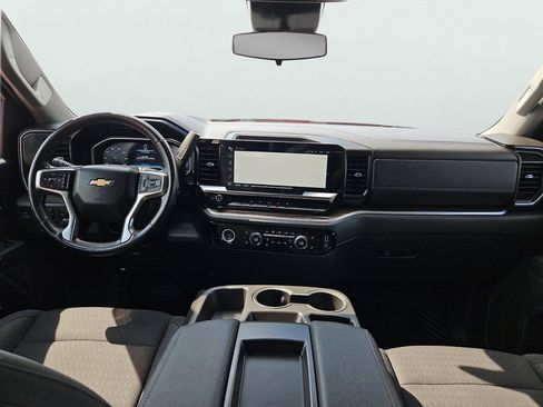 Certified 2022 Chevrolet Silverado 1500 LT AWD/4WD image 11