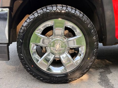 Used 2017 Chevrolet Silverado 1500 LTZ w/ Sport Package AWD/4WD image 15