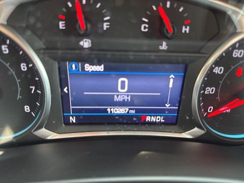 Used 2019 Chevrolet Equinox LT w/ Driver Convenience Package FWD image 27