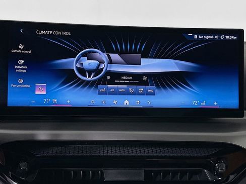Used 2025 BMW 230i Coupe w/ M Sport Package RWD image 16