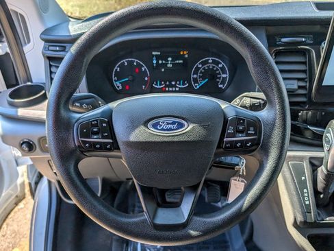 Used 2023 Ford Transit 350 XLT RWD image 18