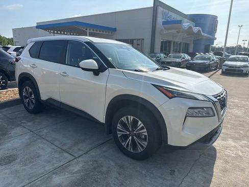 Used 2023 Nissan Rogue SV AWD/4WD image 7