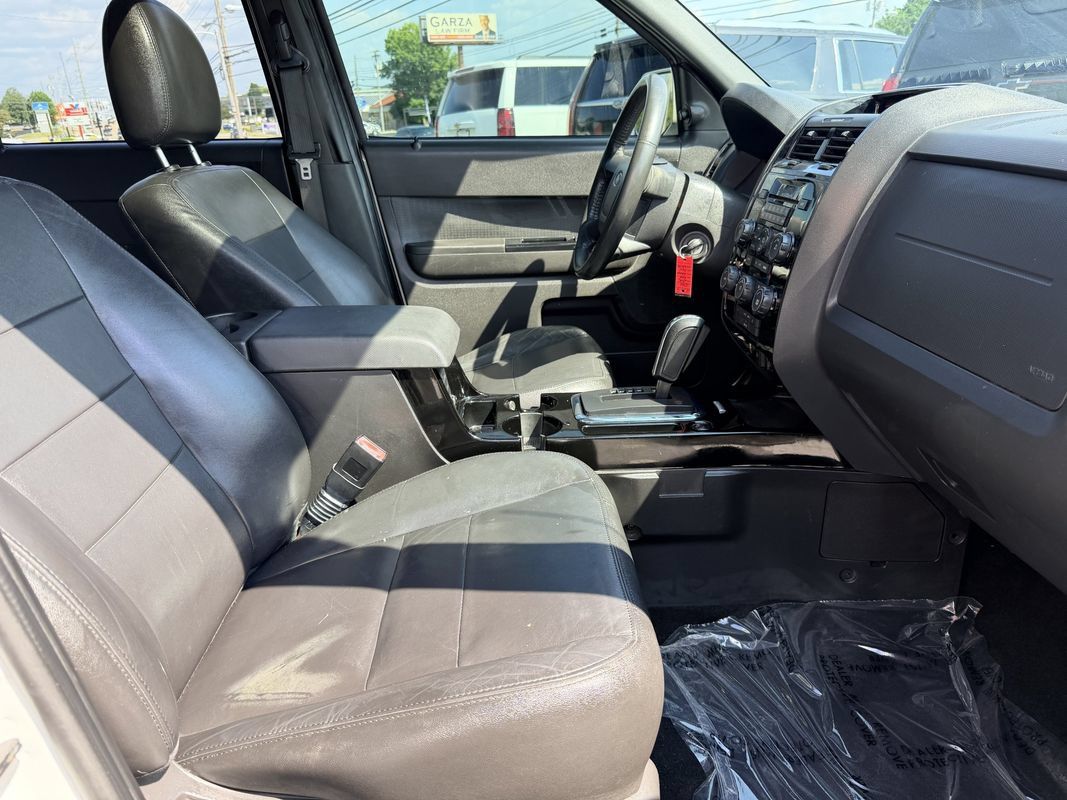 Used 2012 Ford Escape Limited AWD/4WD image 16