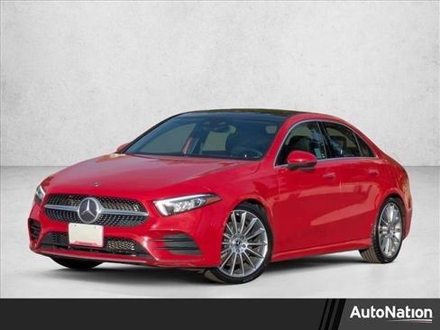 Used 2019 Mercedes-Benz A 220 image 1