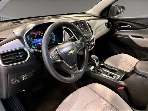 Used 2024 Chevrolet Equinox LS w/ LS Convenience Package FWD image 8