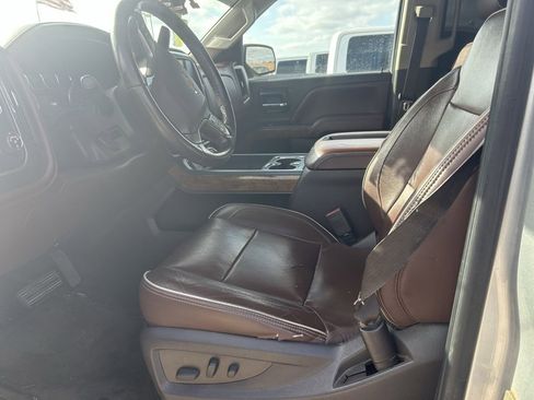 Used 2014 Chevrolet Silverado 1500 High Country image 4
